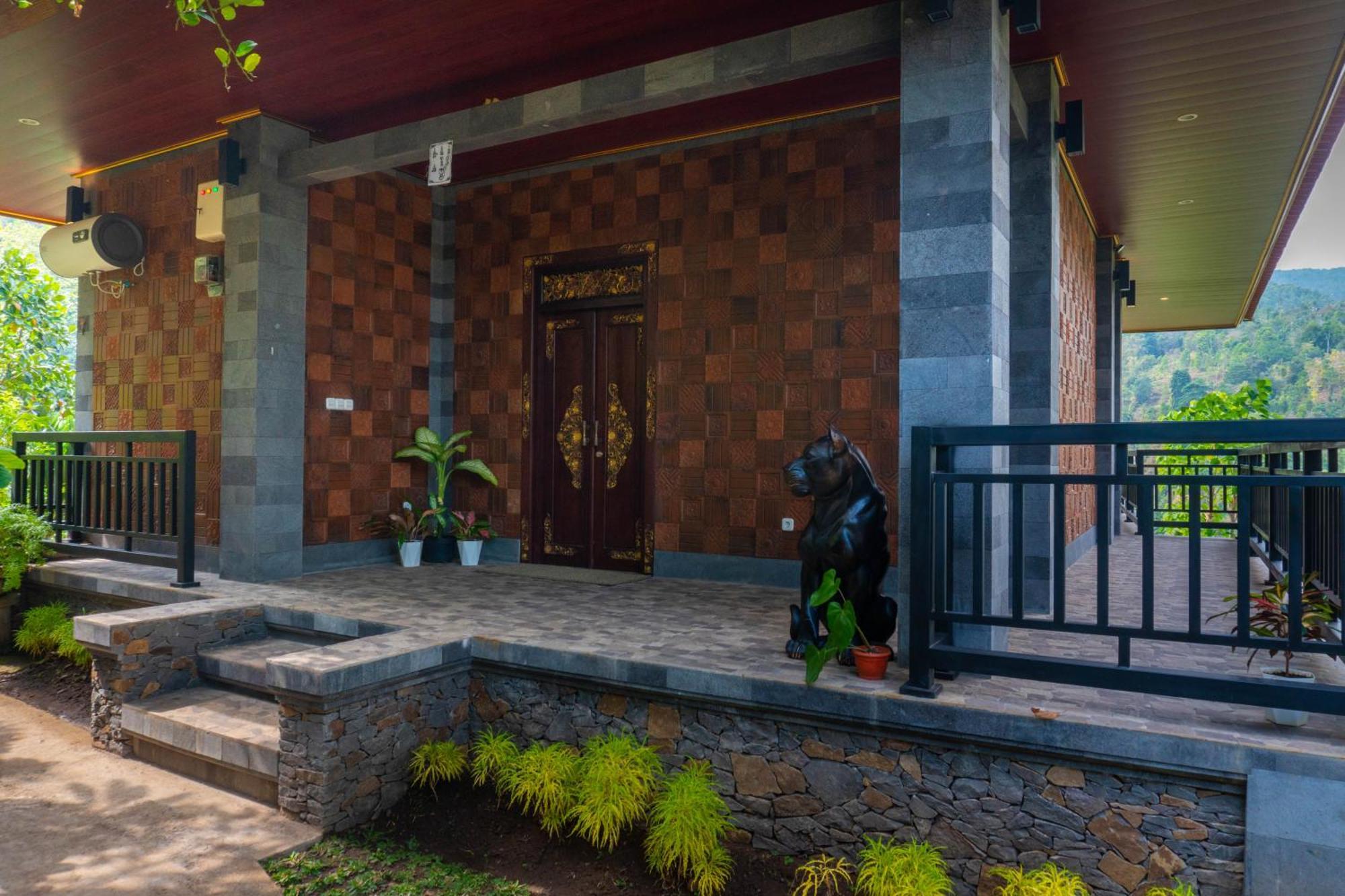 Villa Selonding Batu Lovina Buitenkant foto