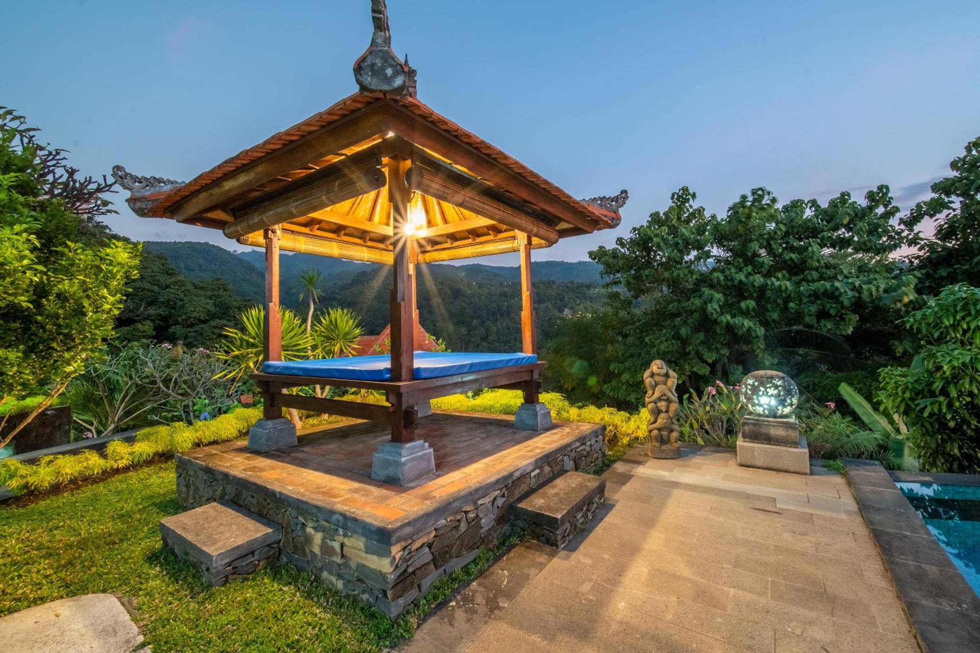 Villa Selonding Batu Lovina Buitenkant foto